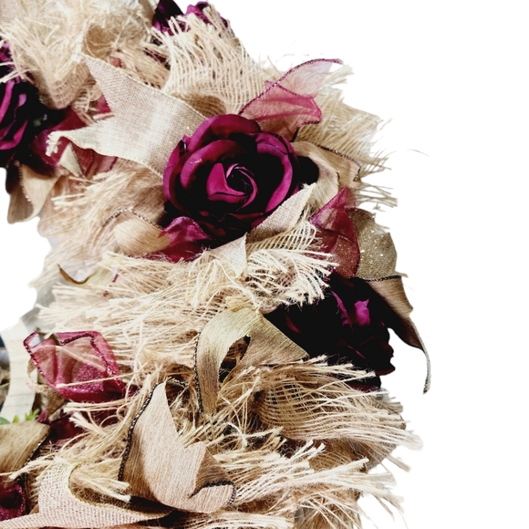 Cozy Rose Wreath. - Picture 2 of 5